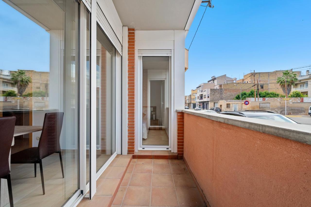 Sara Apartment L'Aldea Ngoại thất bức ảnh