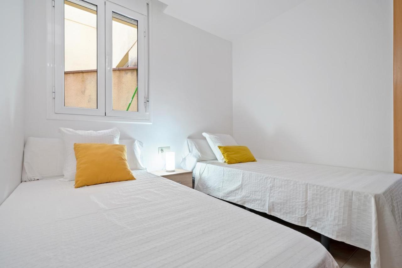 Sara Apartment L'Aldea Ngoại thất bức ảnh